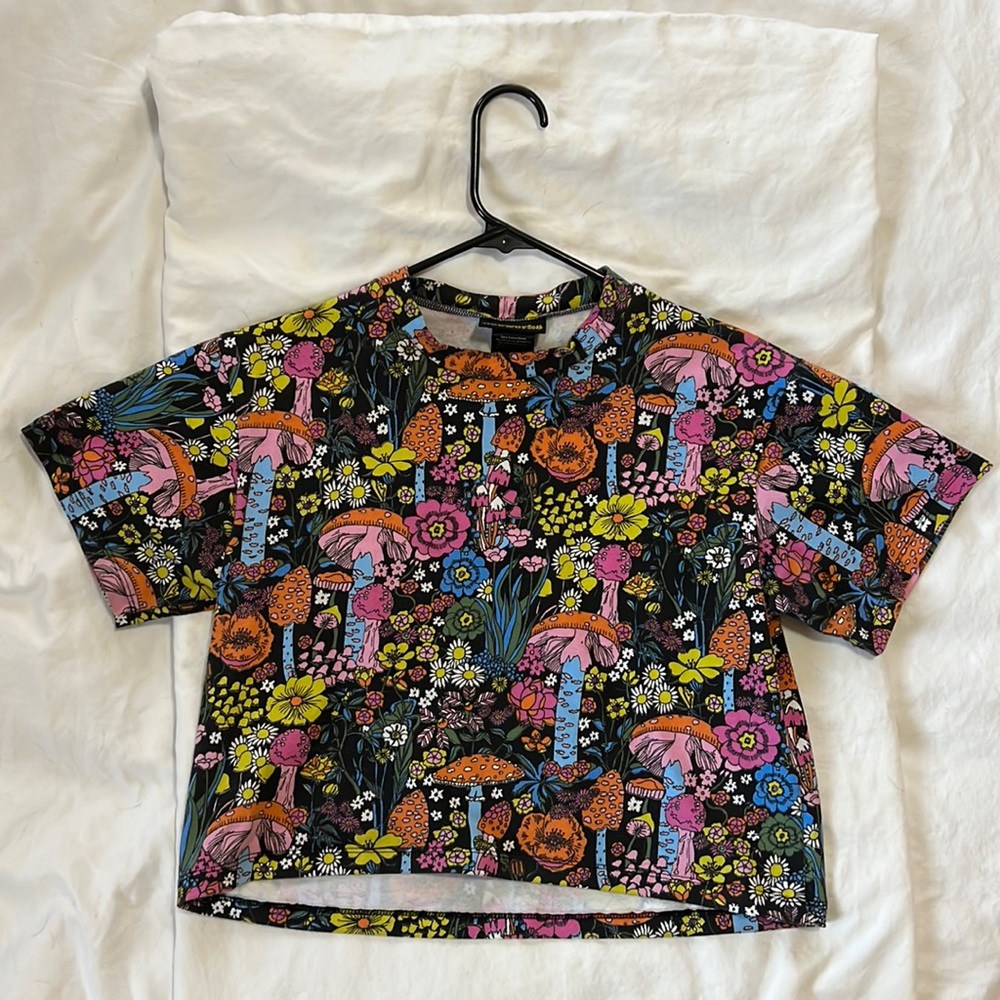 Mushroom flower top